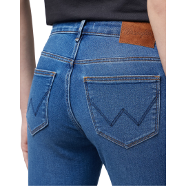 Wrangler - Women's Bootcut Camellia