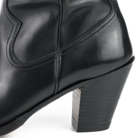 Mayura 1952 Negro Fashion