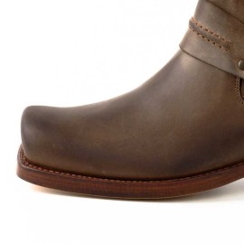 Mayura 004 Ankle Harness Boot Brown