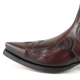 Mayura 1931 Burgundy / Black