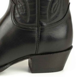 Mayura Arpia Napa Black